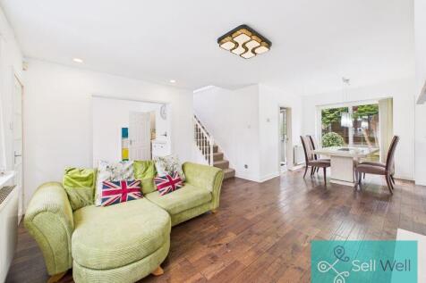 Lounge/Dining Area