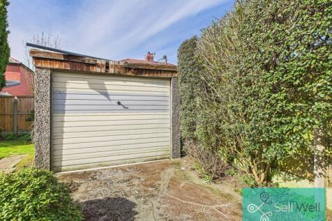 Detached Garage