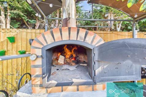 Outdoor Oven