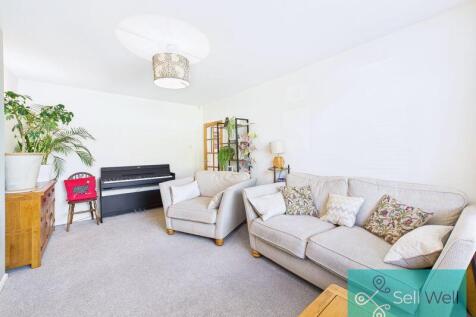 Lounge/Fourth Bedroom