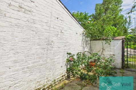 Rear Courtyard