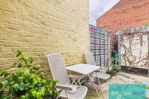 Rear Courtyard