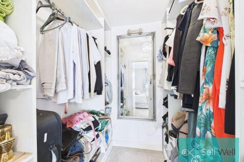 Walk In Wardrobe