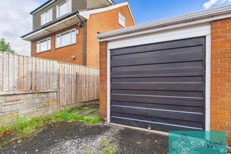 Detached Garage