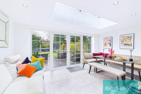 Garden Room / Sitting Area