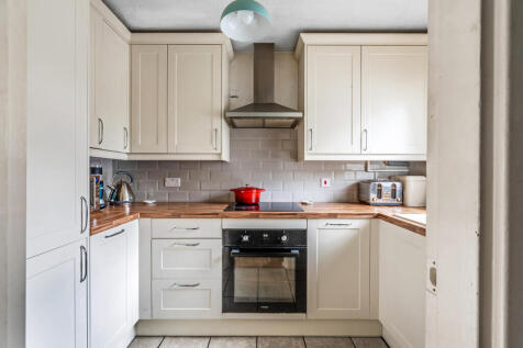 45-Barnfield-Way-6