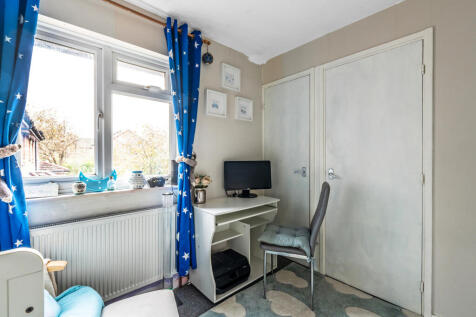 45-Barnfield-Way-5