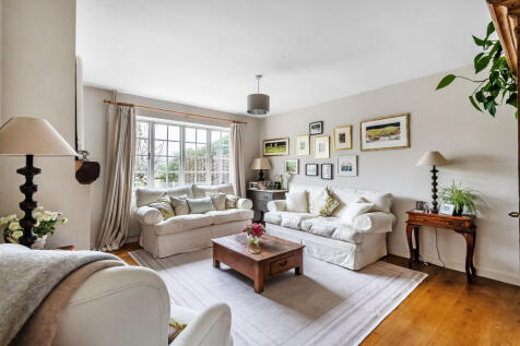 Medlar-Cottage-16