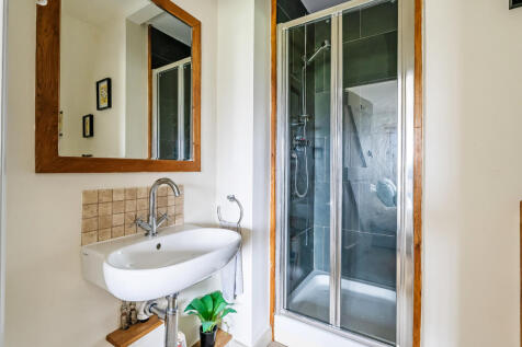 Medlar-Cottage-23