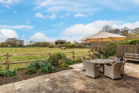 Medlar-Cottage-7