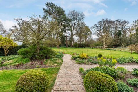 Medlar-Cottage-20