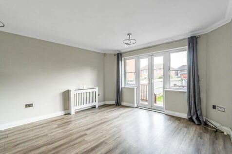 69-Lingfield-Road-16