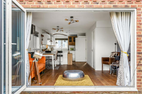 7-Weald-Gardens-30