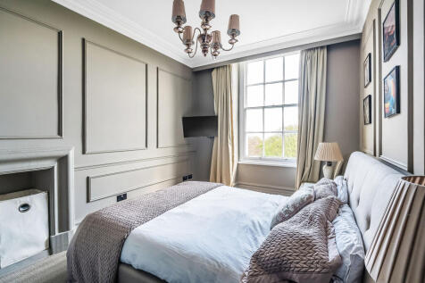 f6-Southlands-House-12