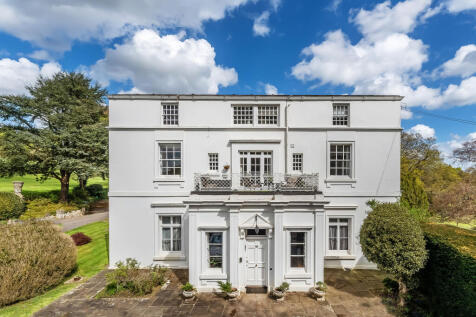 f6-Southlands-House-33