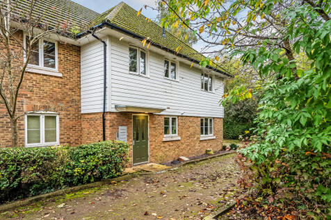 149-Albion-Way-18