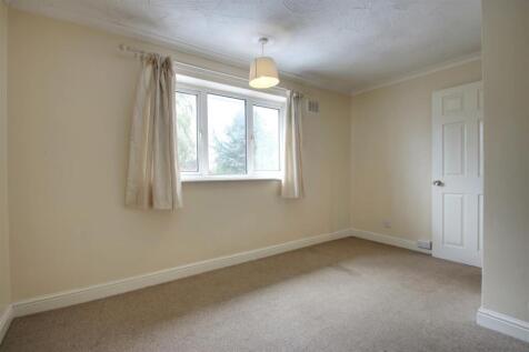 Bedroom 2.jpg