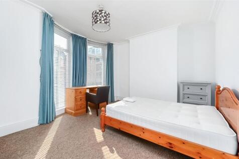 22 London Road, BN1 (5).jpg