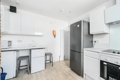 22 London Road, BN1 (16).jpg