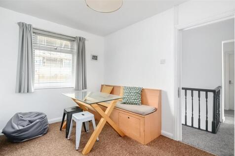 22 London Road, BN1 (22).jpg