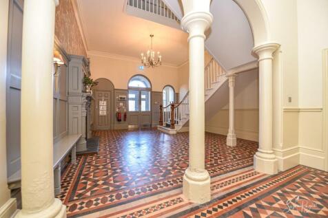 Communal Entrance