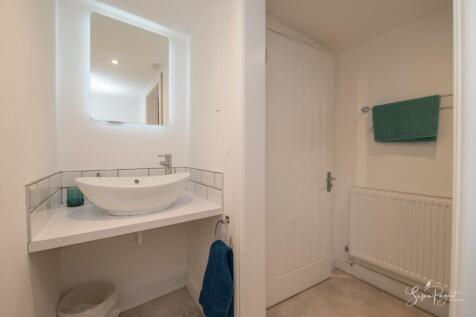 Annex Shower Room