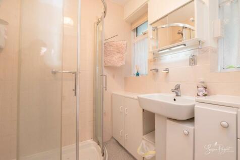 Annex Shower Room