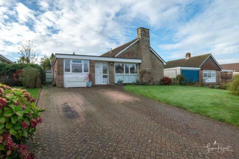 Welcome to 15 Brocks Copse Road