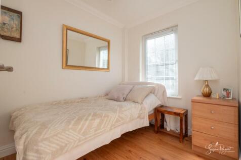 Bedroom Five/Office