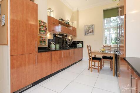Kitchen - Breakfast Room
