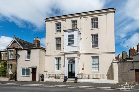 4c Spencer Road.jpg