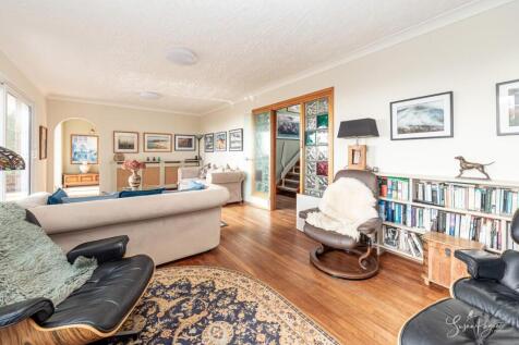 Lounge/Snug