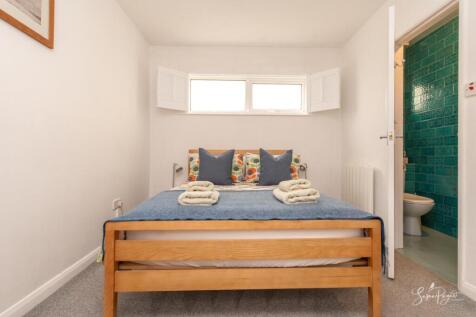 First Floor Annex Bedroom