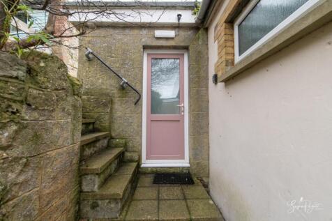 First Floor Apartment own entrance