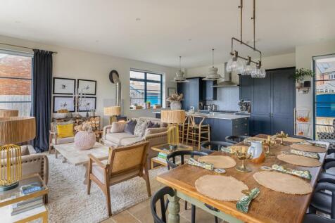 Open Plan Kitchen - Dining - Living Room