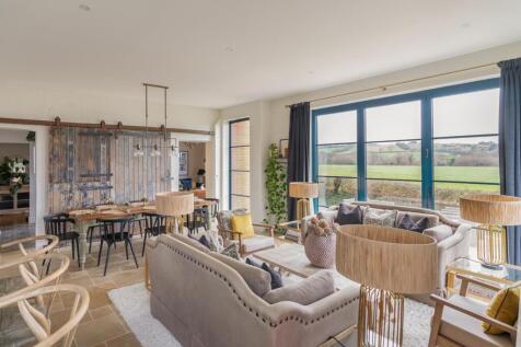 Open Plan Kitchen - Dining - Living Room