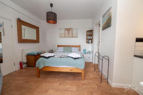 Bedroom Four/Holiday Let