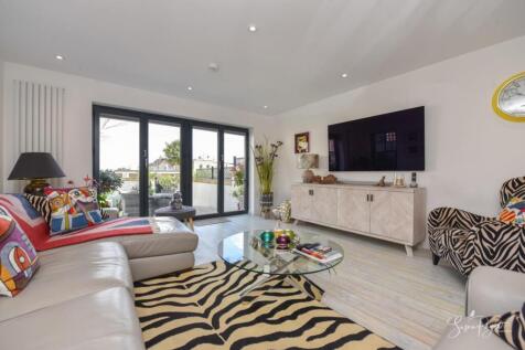 Lounge Furnished