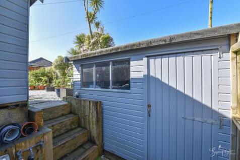 Shed