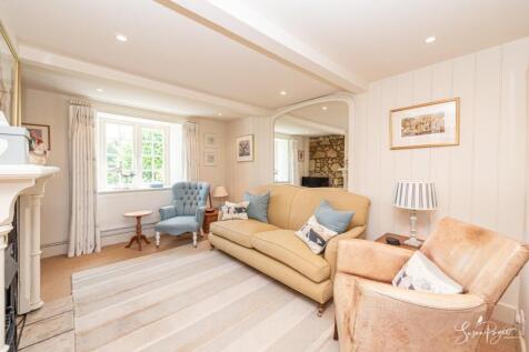 Living Room/Snug