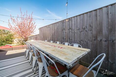 Dining Terrace