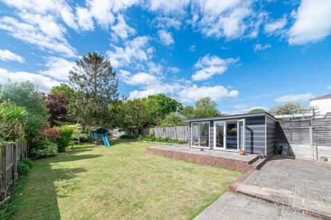 Garden/Summerhouse