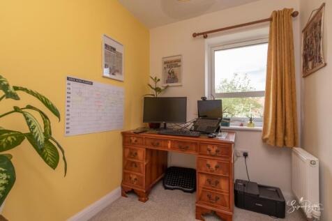 Bedroom Three/Study