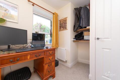 Bedroom Three/Study