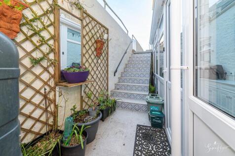 Rear Courtyard