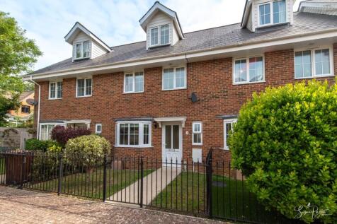 Welcome to 4 Victoria Mews
