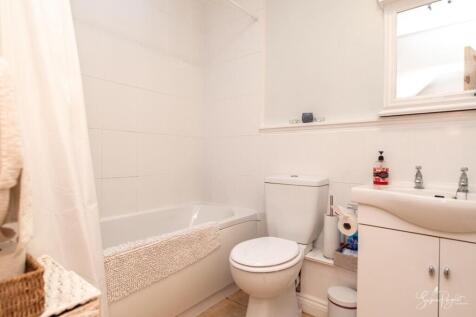 Ground Floor Bathroom