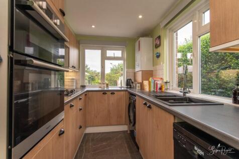 Rosewood Cottage-5.jpg