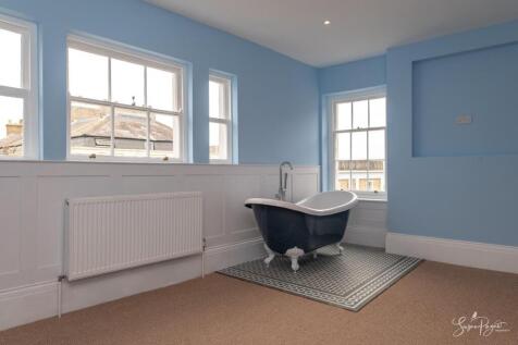 Dressing Room/Bedroom Four