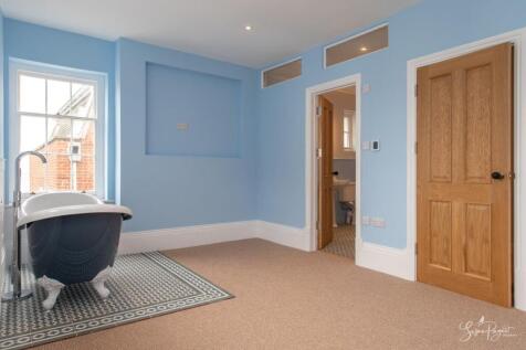Dressing Room/Bedroom Four